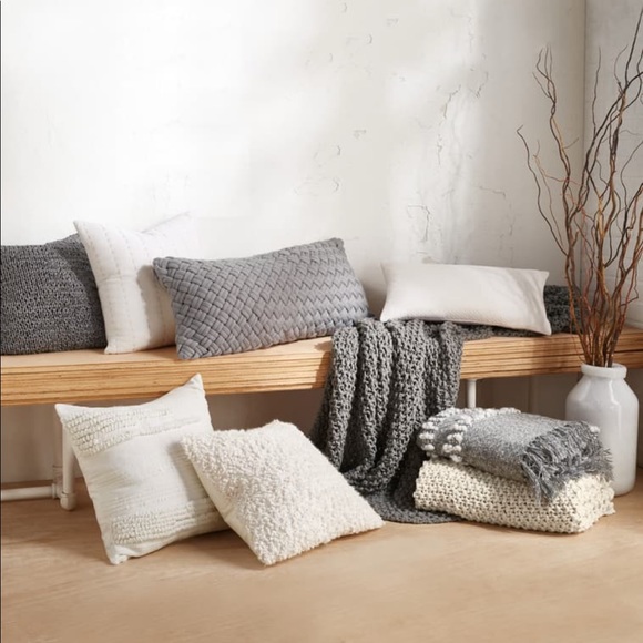 Dkny Bedding Dkny Nwt Pure Chunky Knit Throw Blanket Poshmark